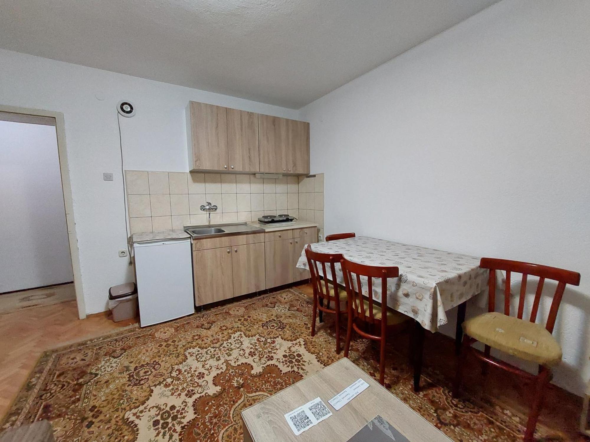 אוהריד Apartments Karamach מראה חיצוני תמונה